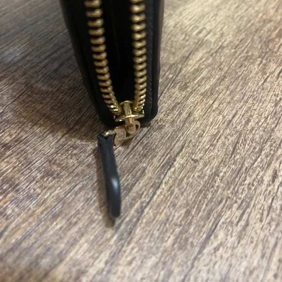 Coach Black Croc-Embossed Leather Pouch Wallet - Picture 4 of 8